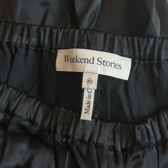 Revolve Weekend Stories Silk Jax Pant in Black XS - Picture 3 of 6
